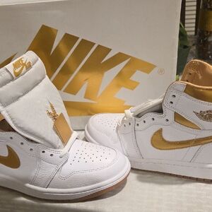 Nike White and Gold High-Tops